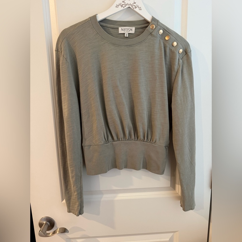 National LTD Monique Top Dove Grey Contemporary Preppy Quiet Luxury Medium - Picture 3 of 9